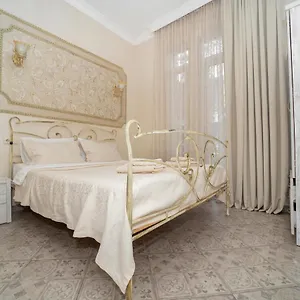 Aparthotel Old ***