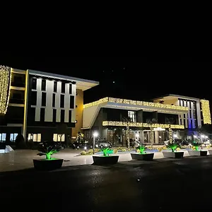 Resort Deluxe And Koplik