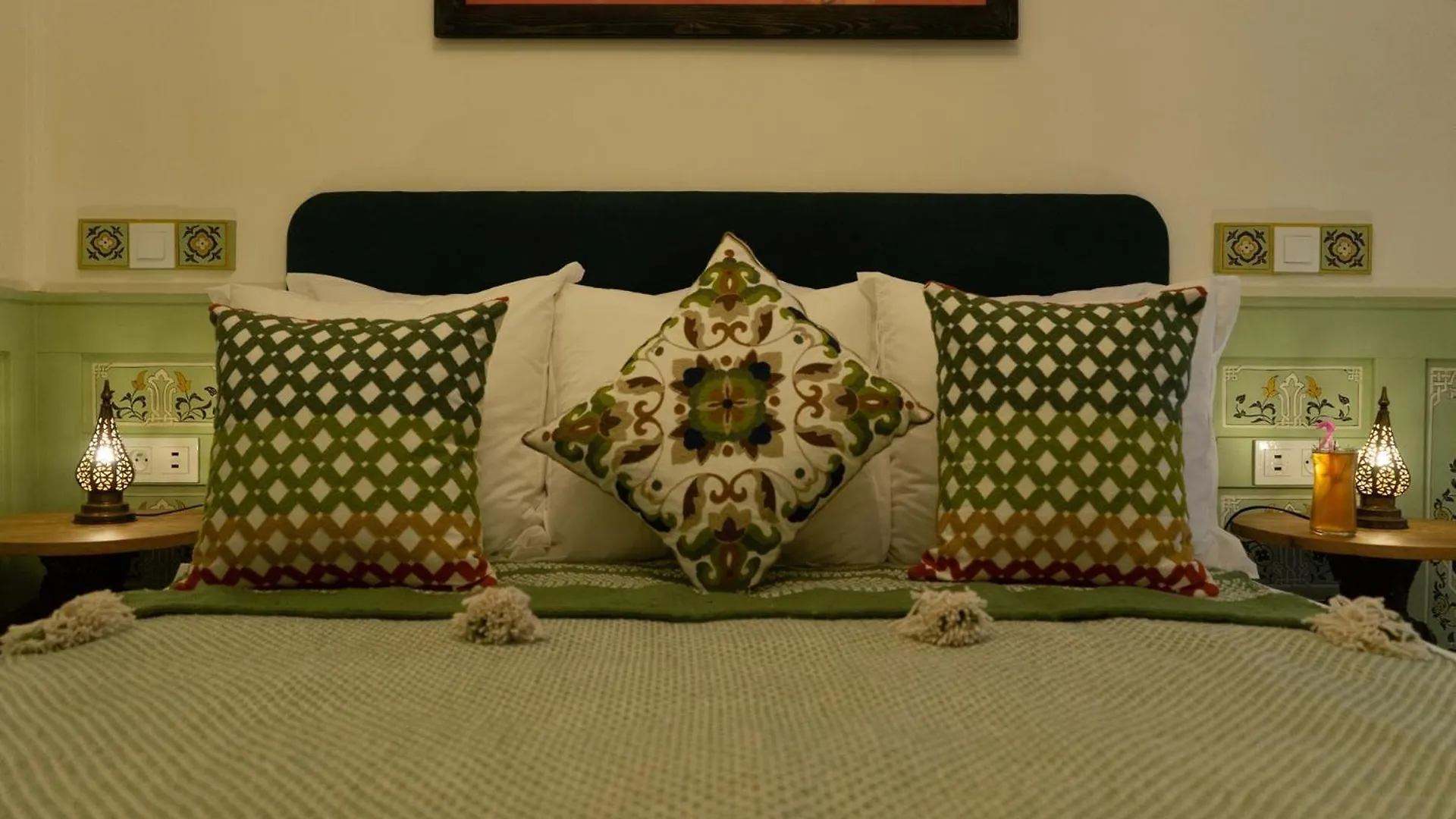 לינה וארוחת בוקר מרקש Riad Wazani Square & Spa